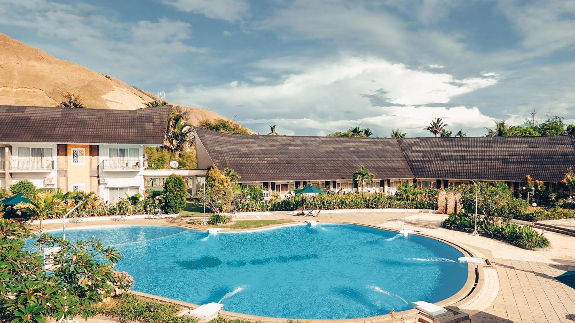 Hotel Suni Sentani - Managed By East Season ジャヤプラ エクステリア 写真